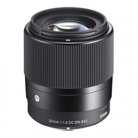 Sigma 30mm f/1.4 DC DN Contemporary za m4/3